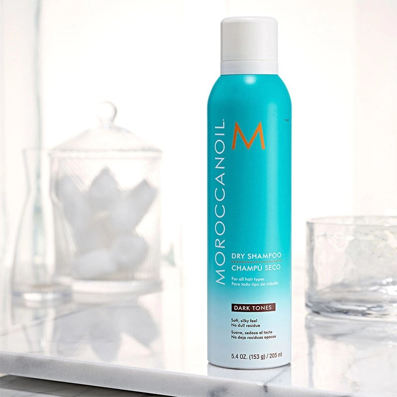 Moroccanoil Dry Shampoo Dark Tones  Shampoo Seco para Tonos Oscuros 205 ml