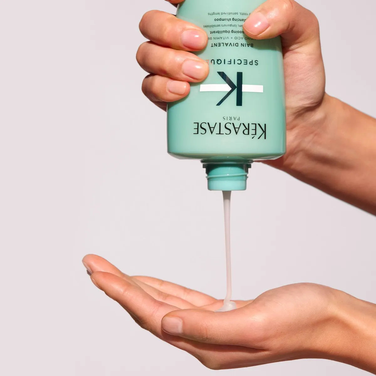 Kérastase Spécifique Bain Divalent Shampoo Equilibrante para Raíces Grasas y Puntas Secas