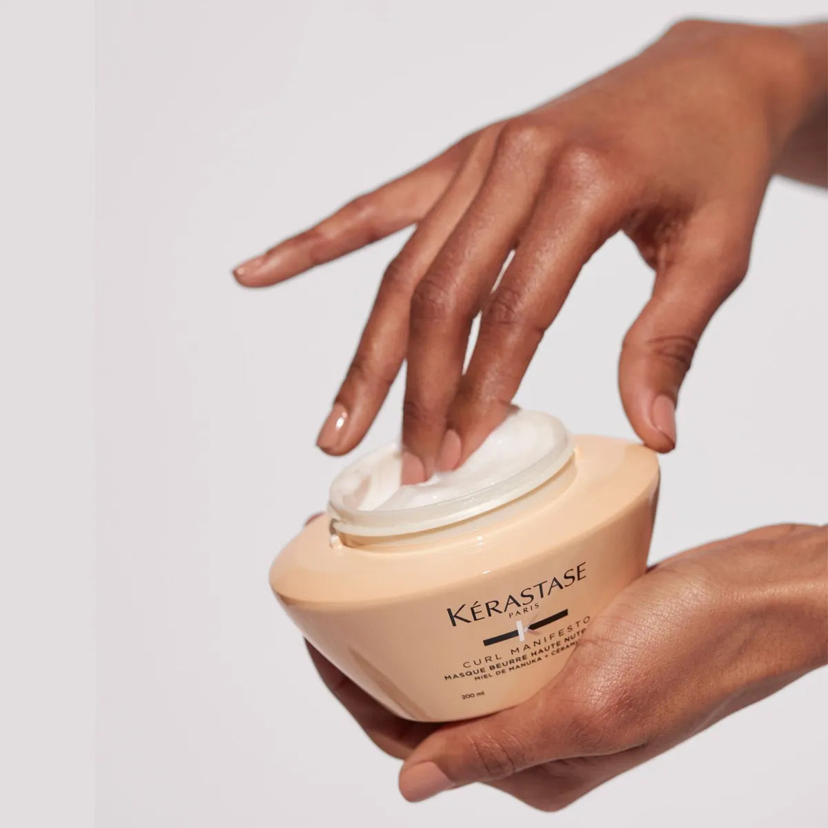 Kérastase Curl Manifesto Masque Beurre Haute Nutrition Mascarilla de Nutrición Intensa para Cabello Muy Rizado y Afro